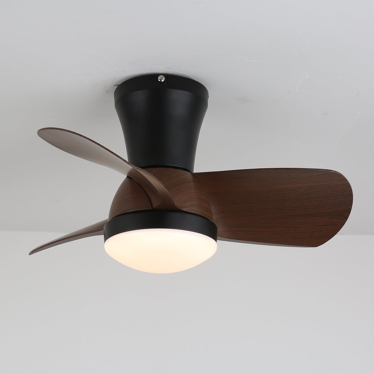 Plafonnier ventilateur moderne Kebeluna