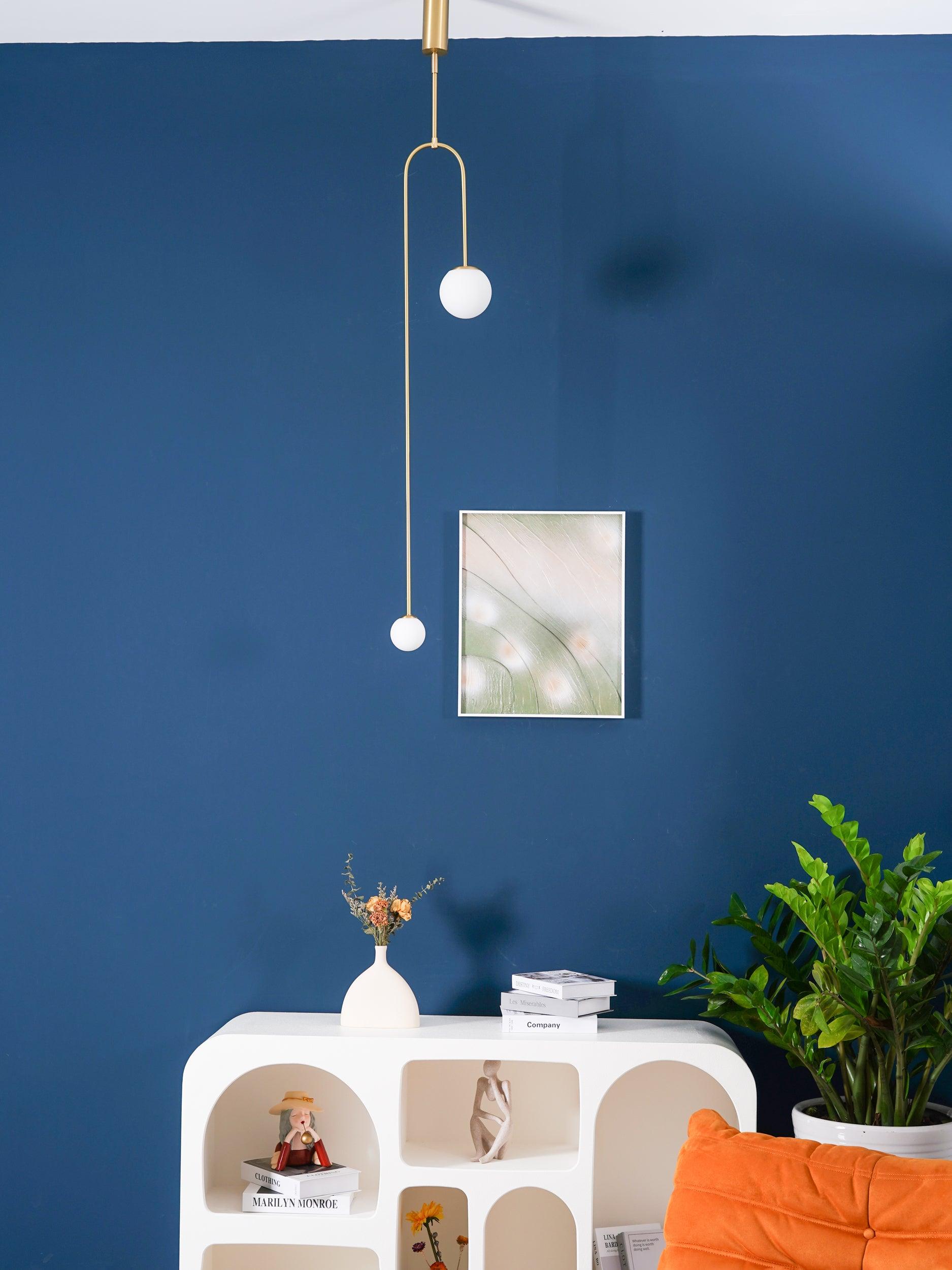 Lustre minimaliste Sezoveux