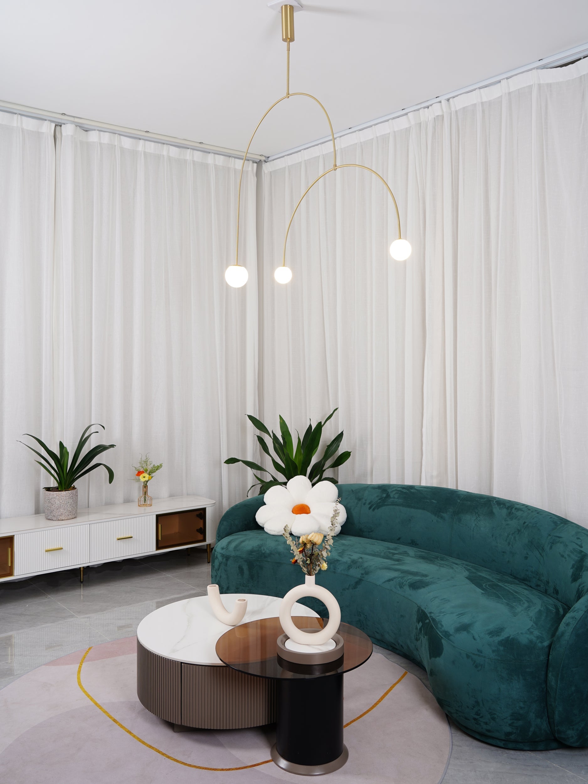 Lustre minimaliste Sezoveux
