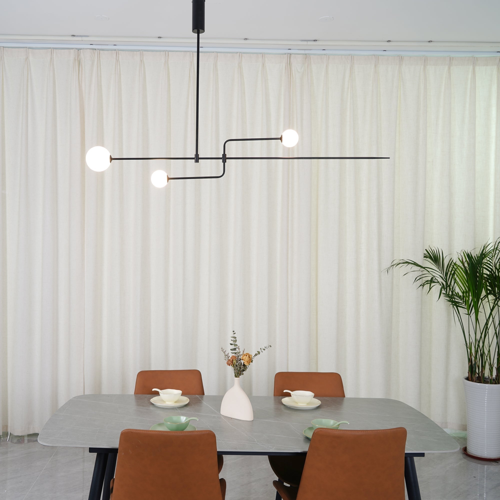 Lustre minimaliste Sezoveux