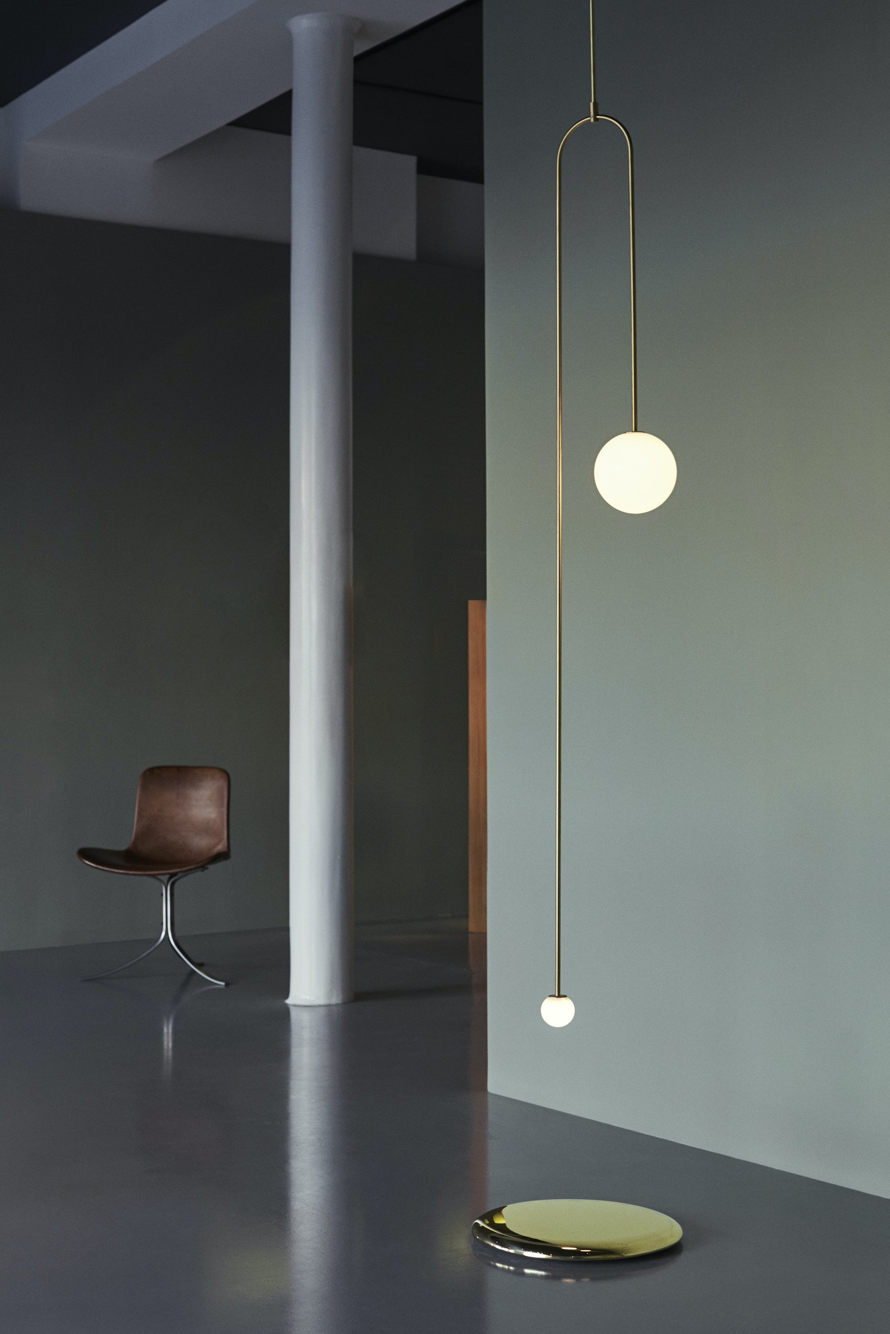 Lustre minimaliste Sezoveux