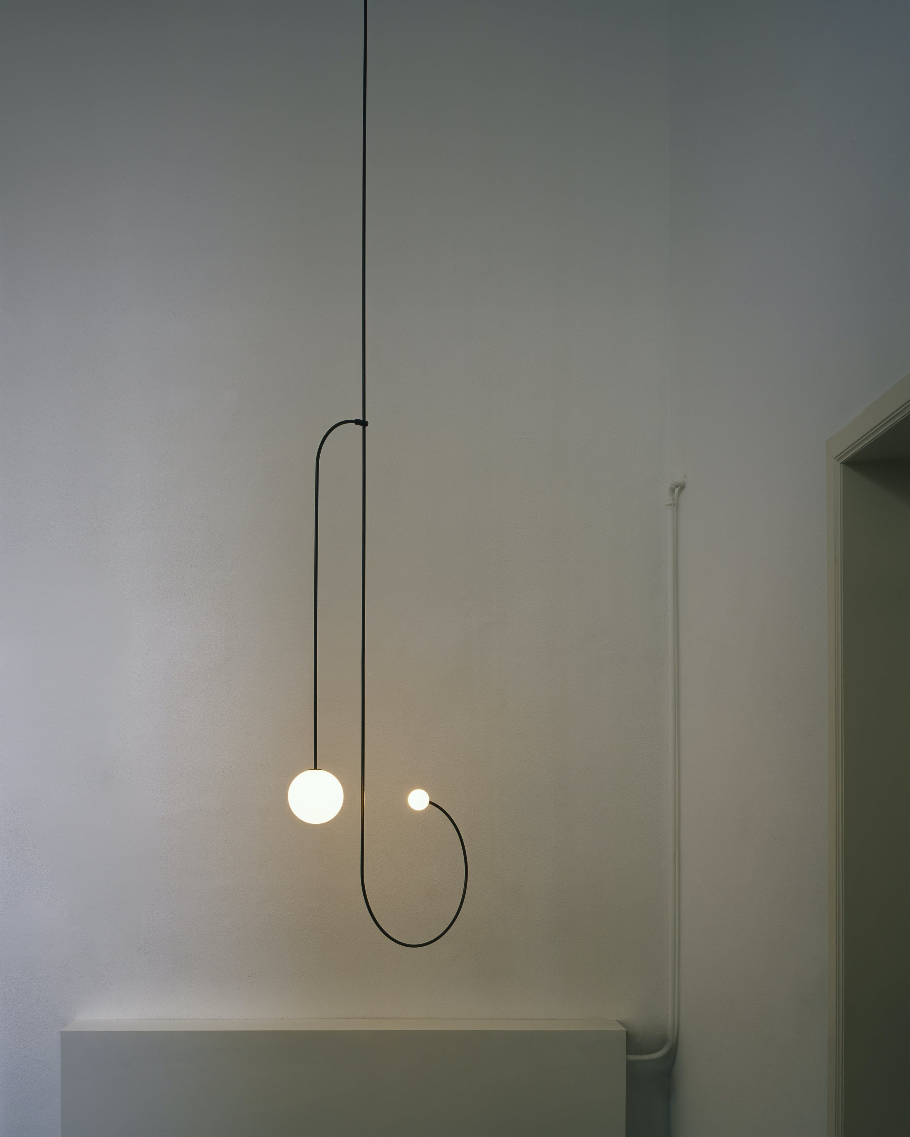 Lustre minimaliste Sezoveux