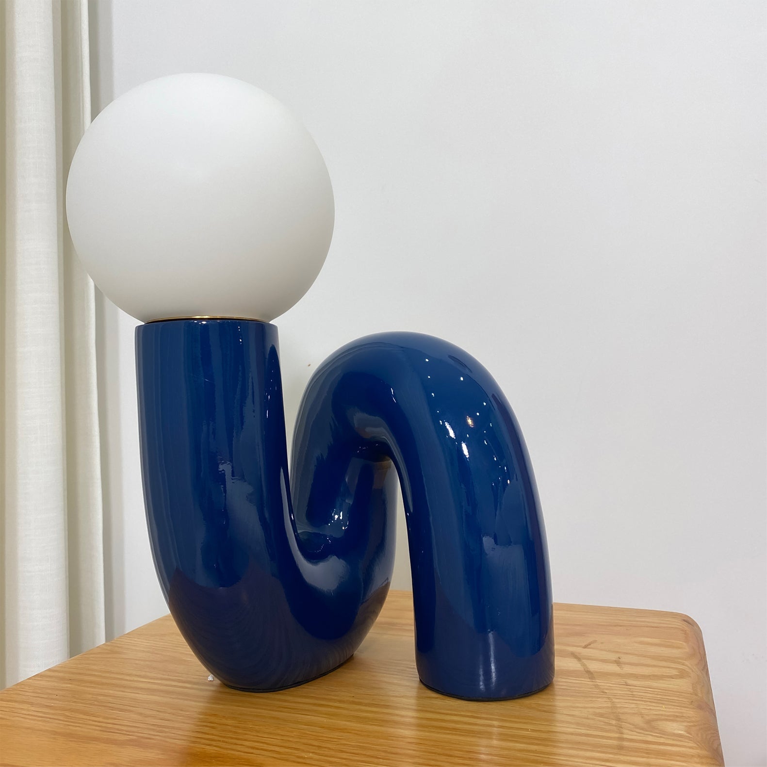 Lampe de table spirale Vaellorin