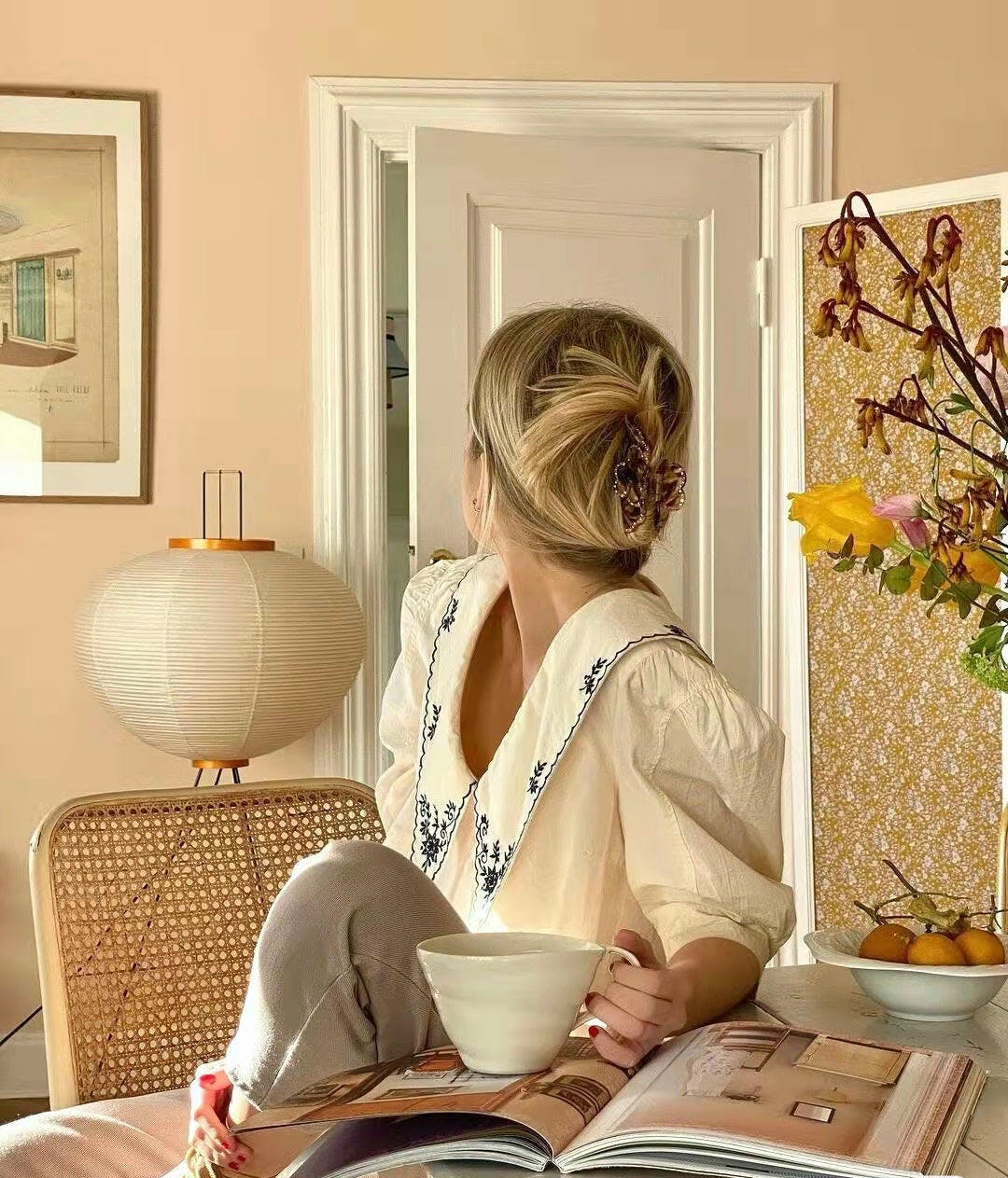 Lampadaire sculptural Taellella