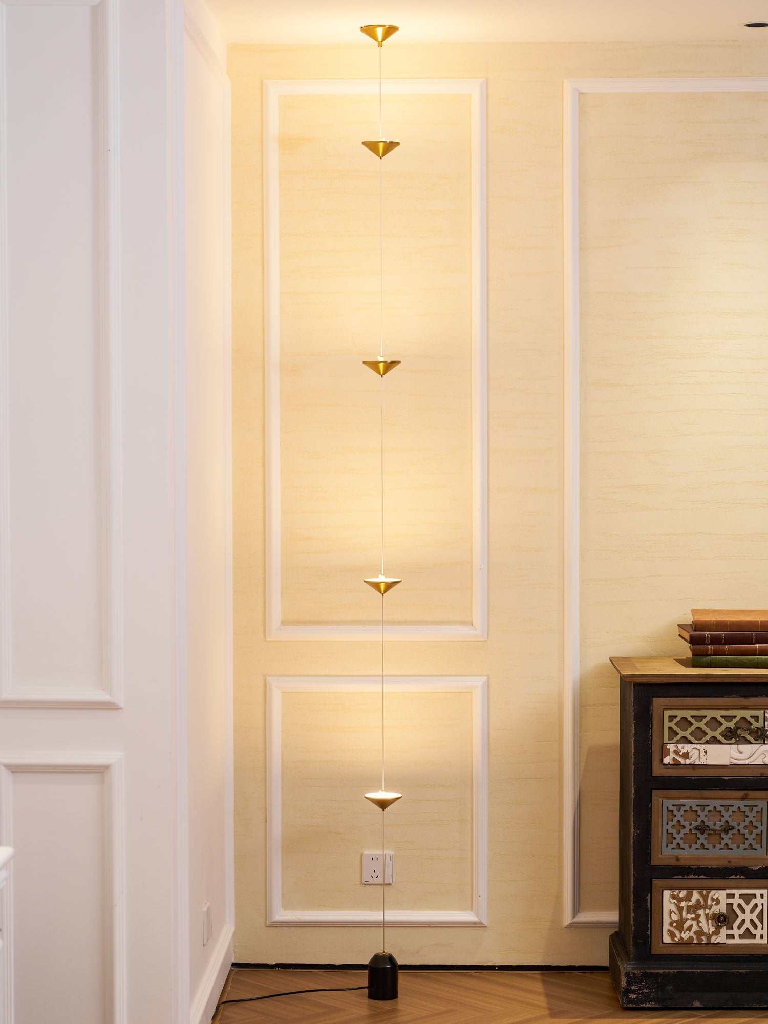 Lampadaire linéaire Marinico