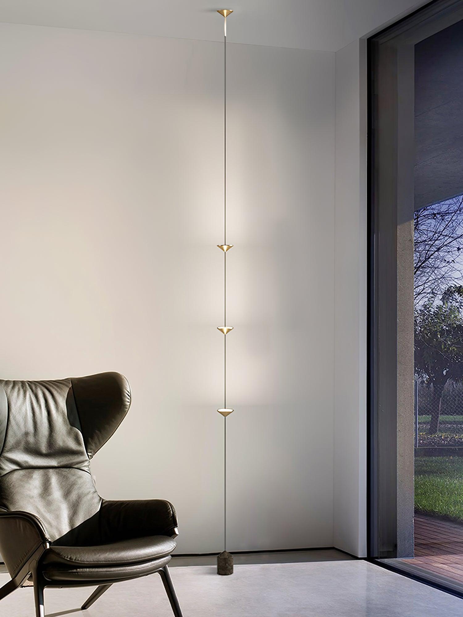 Lampadaire linéaire Marinico