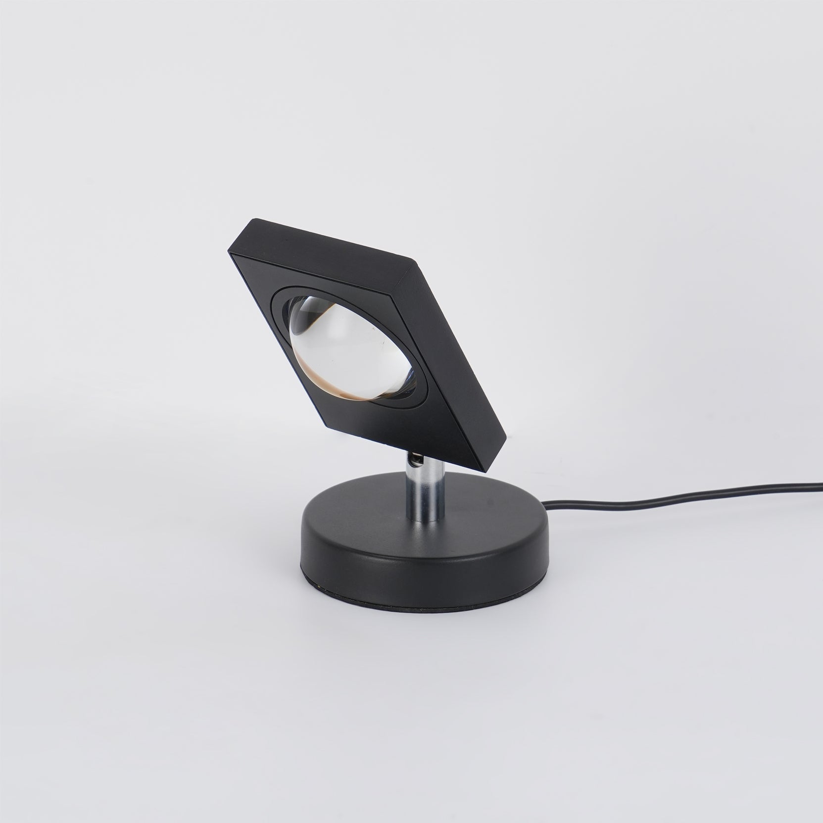 Lampe de table compacte Caanaris