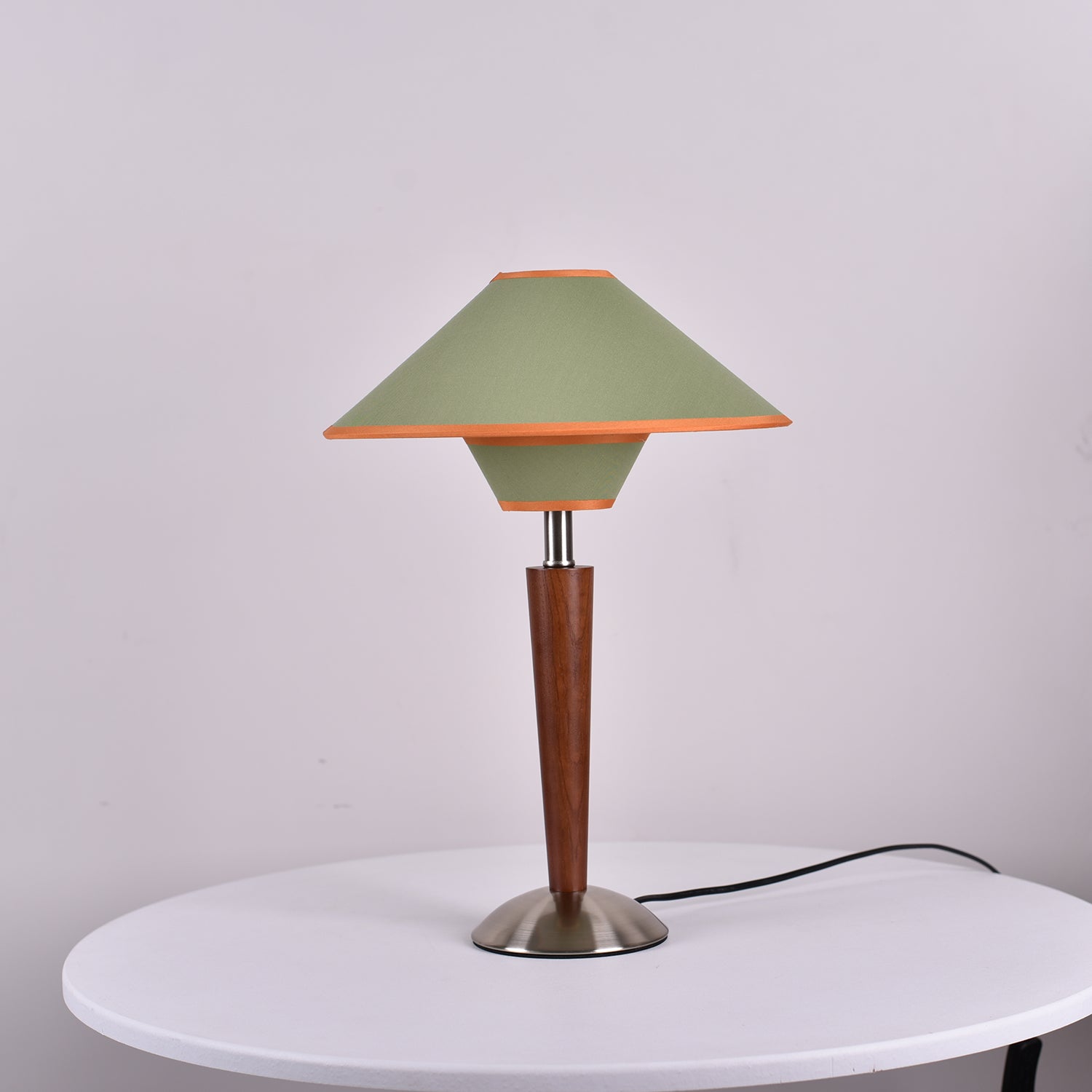 Lampe de table moderne Danovacq