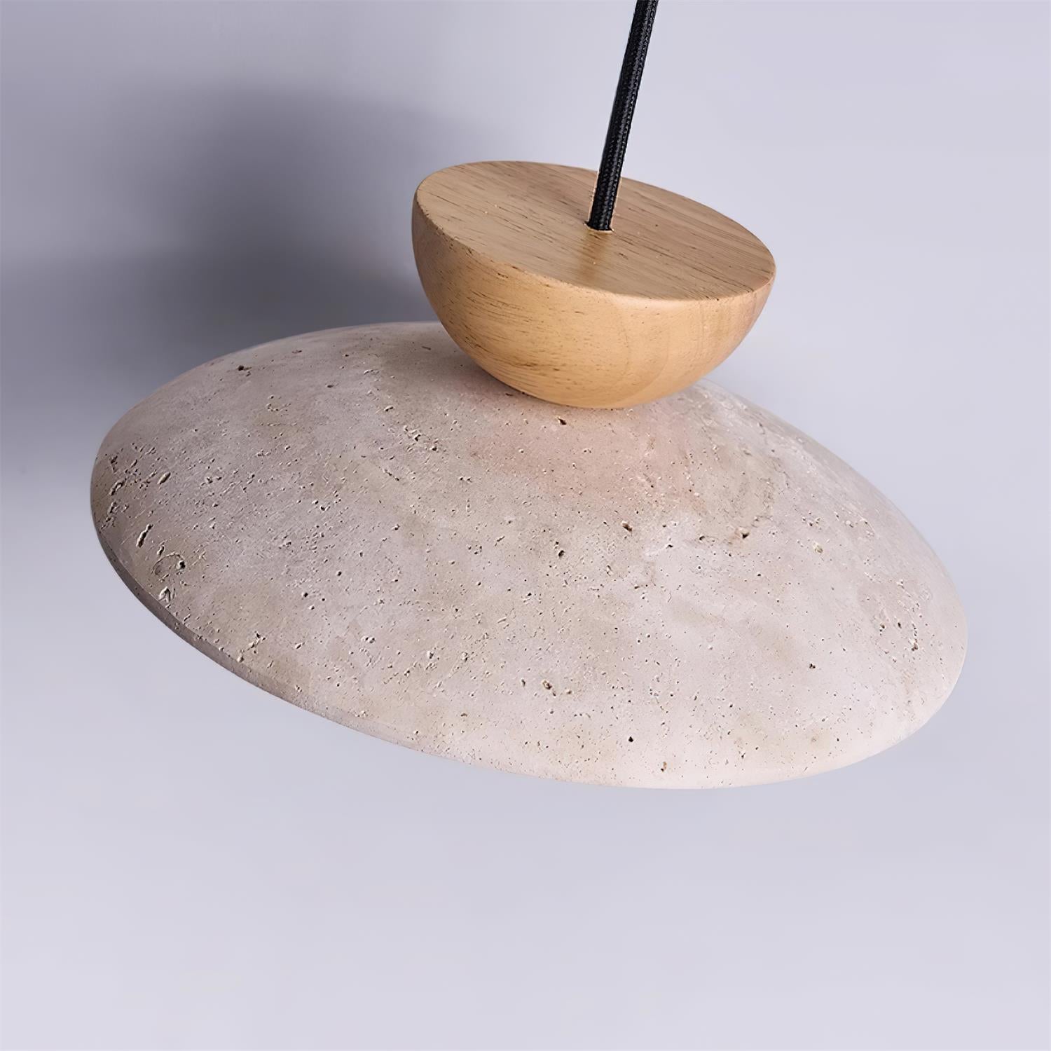 Suspension minimaliste Ilvelelle