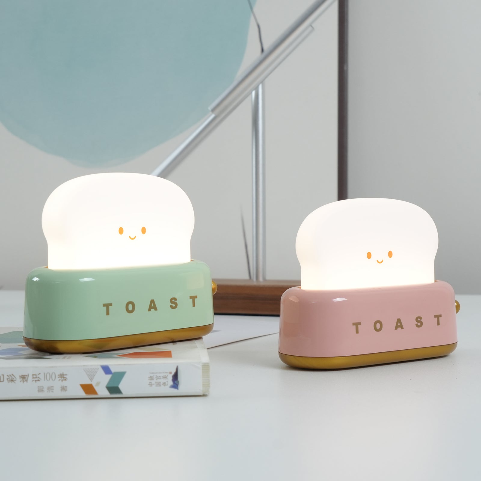Lampe de table rétro Cerenia de TOASTER