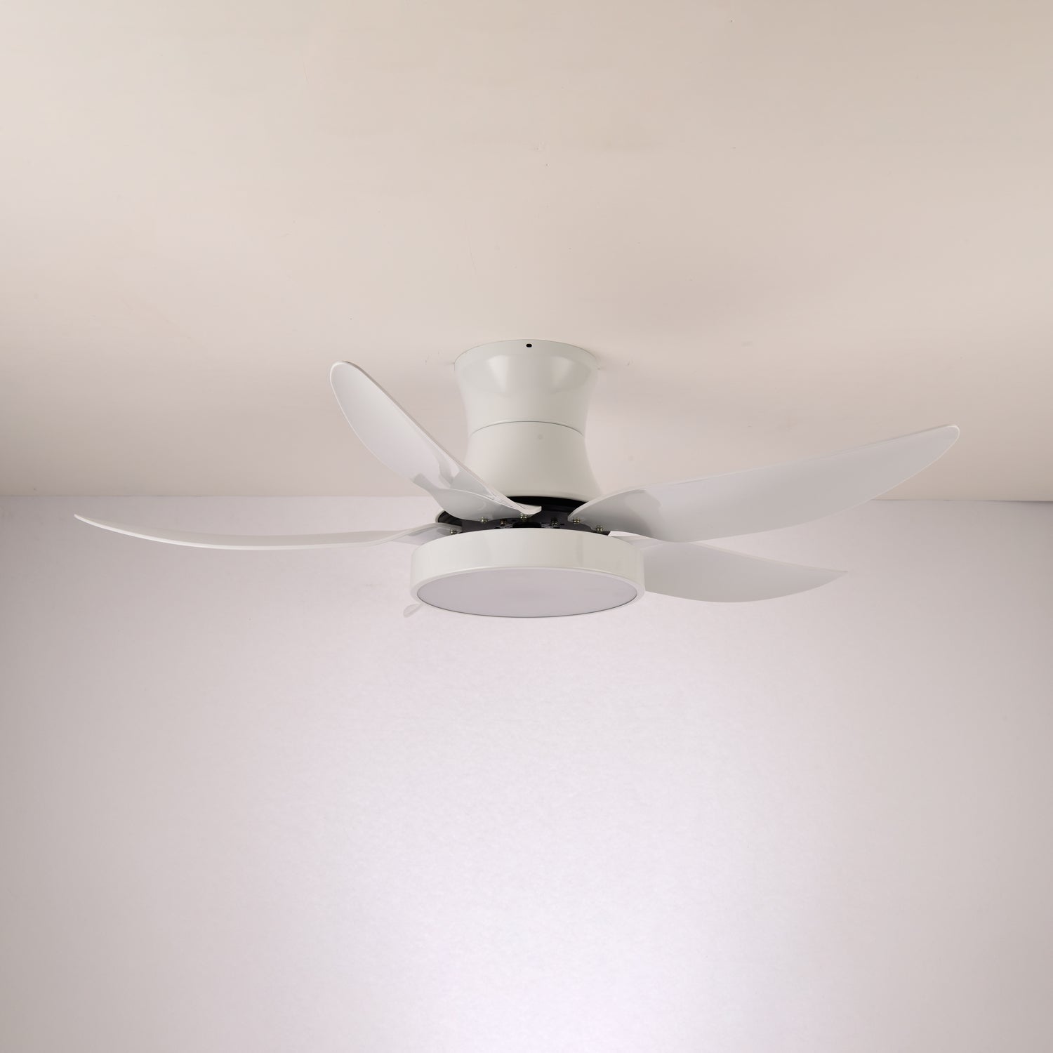 Plafonnier ventilateur moderne Veerira