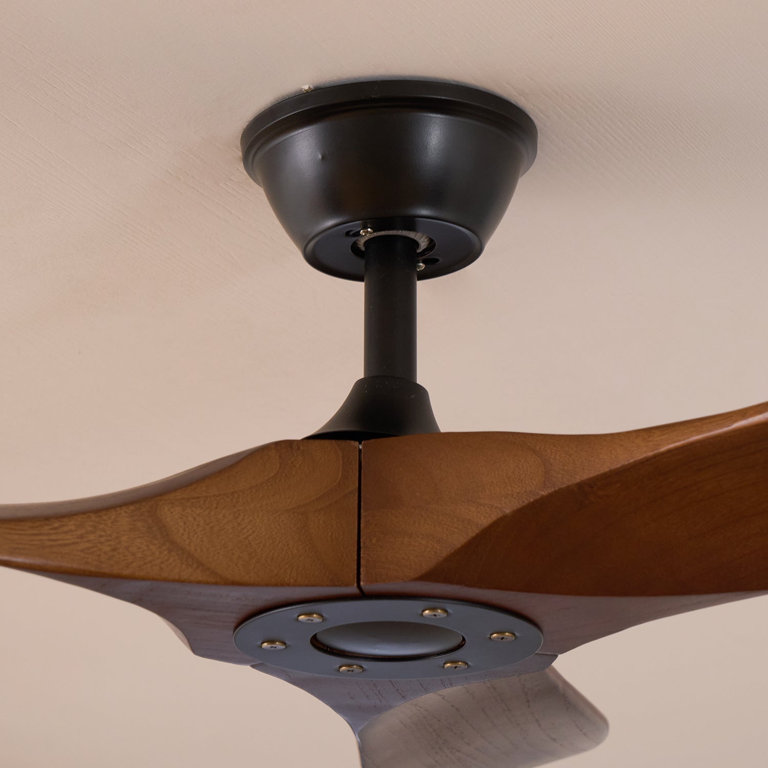 Aureza ventilateur de plafond bois - Valora Design